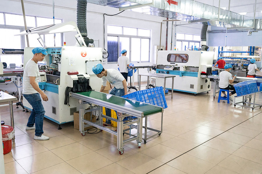FOSHAN SHUNDE QUANYE PLASTICS CO.,LTD lini produksi pabrikan